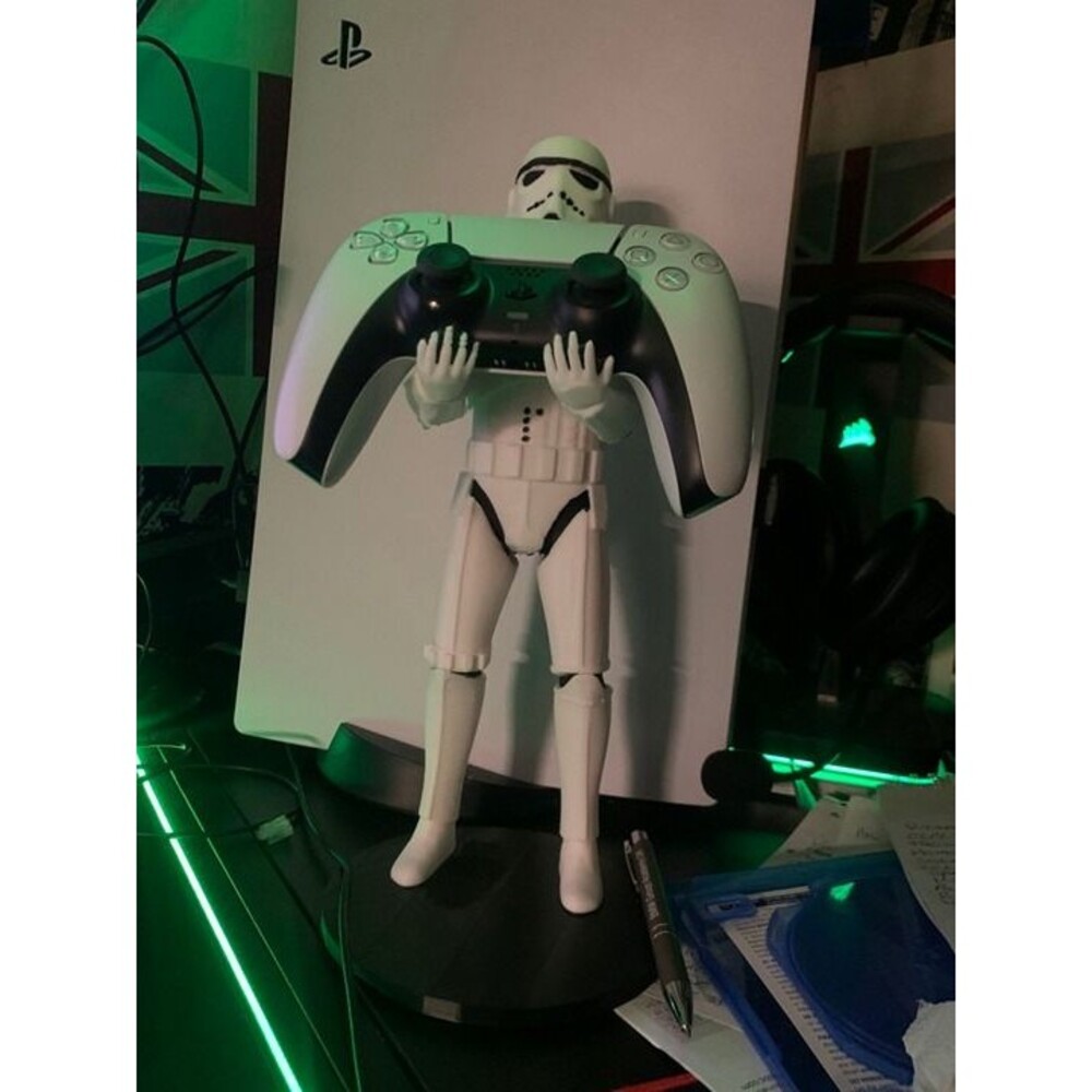 STORMTOOPER CONTROLLER PS4-PS5 STAND